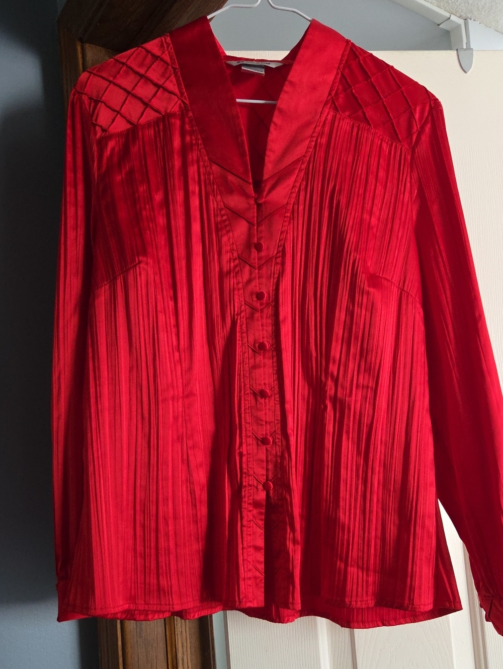 Ladies' Red Button-Front Pleated Shirt